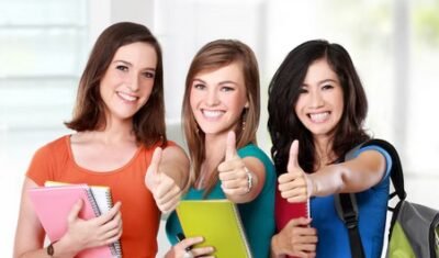 Practical Learning vs. Traditional Degrees: Why an HND Might Be the Better Choice for You